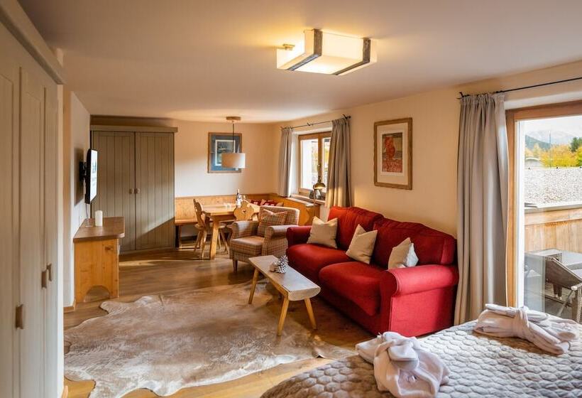 سوییت, Princess Bergfrieden