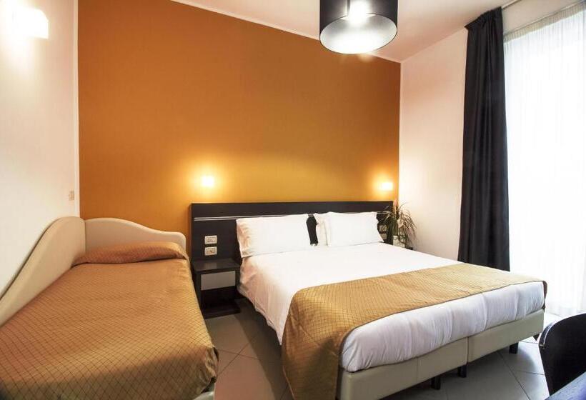 Economy Triple Room, Panama Majestic