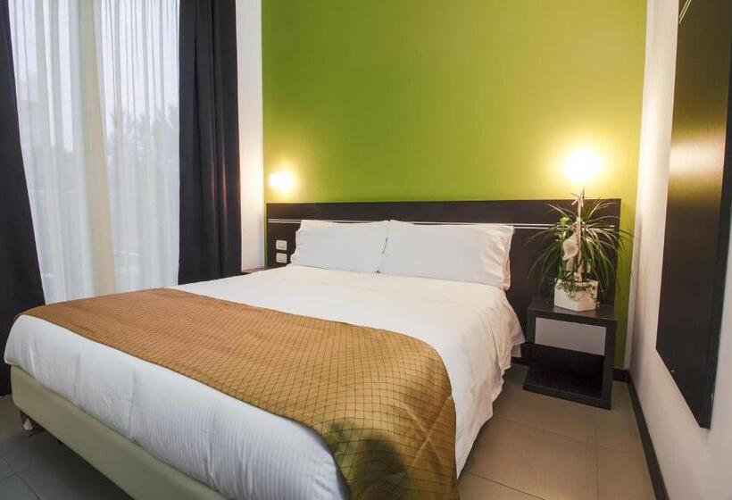 اتاق کلاسیک, Panama Majestic