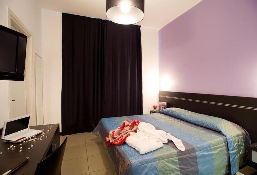 اتاق کلاسیک, Panama Majestic