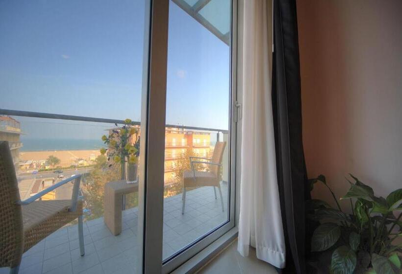 اتاق سوپریور با چشم‌انداز دریا, Panama Majestic