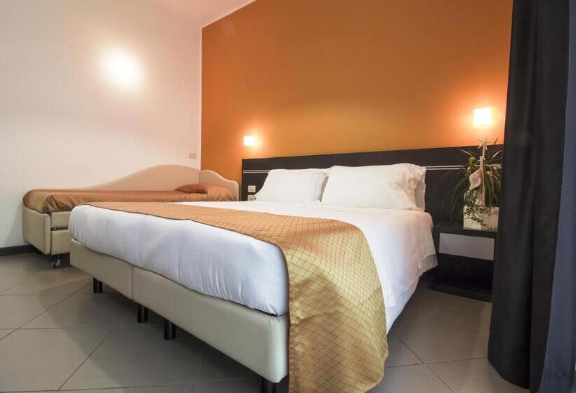 اتاق سه نفره سوپریور با چشم‌انداز دریا, Panama Majestic