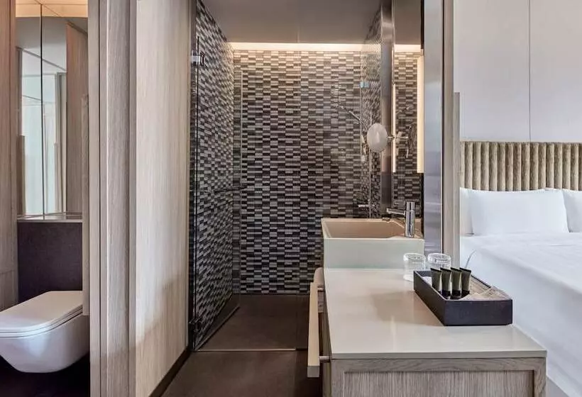 Deluxe Room King Size Bed, Parkroyal Collection Pickering, Singapore