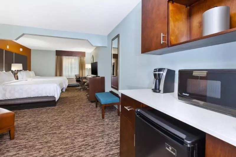 Deluxe Room, Parkroyal Collection Pickering, Singapore