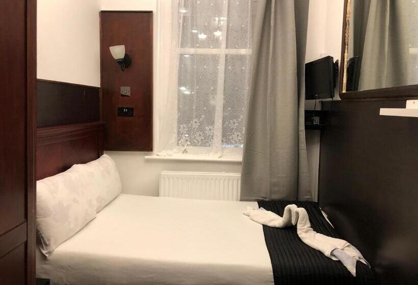 标准间, Plaza London