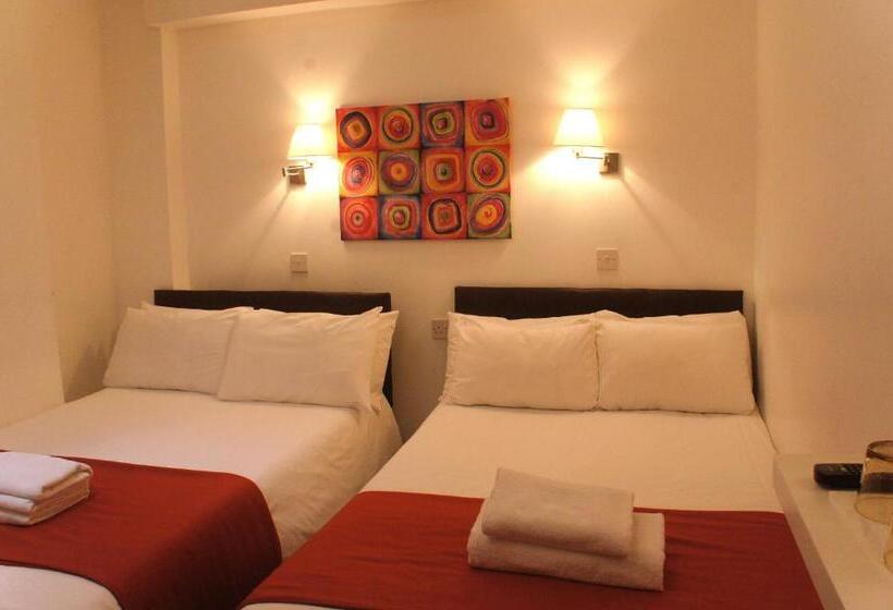 家庭间, Plaza London