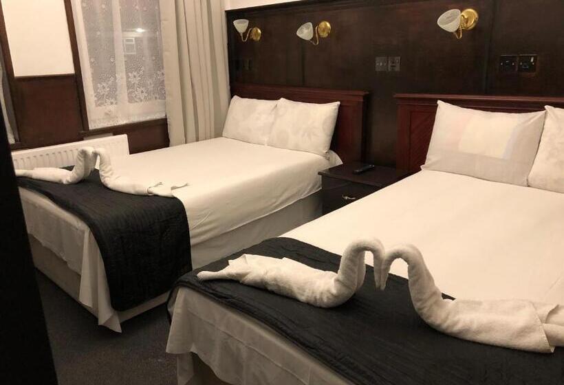 高级大房间, Plaza London