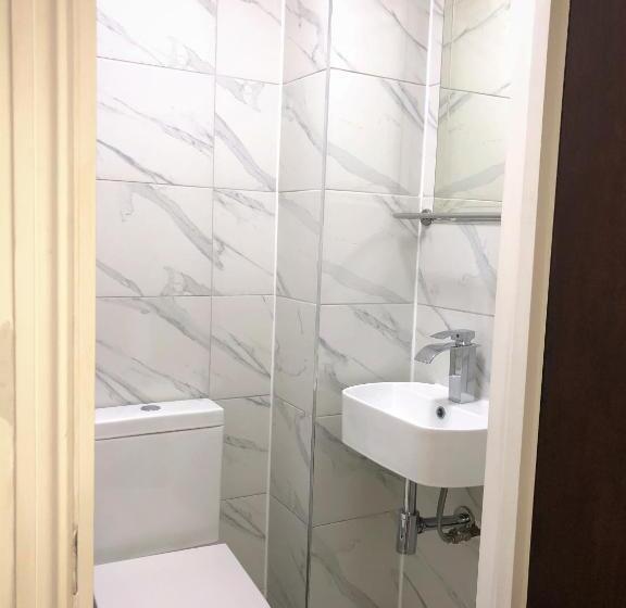 Семейный Номер, Plaza London