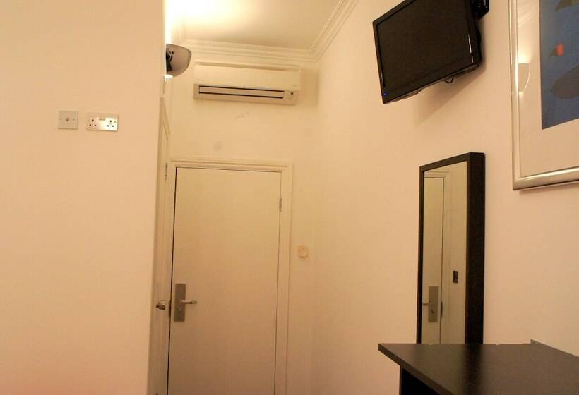 家庭间, Plaza London