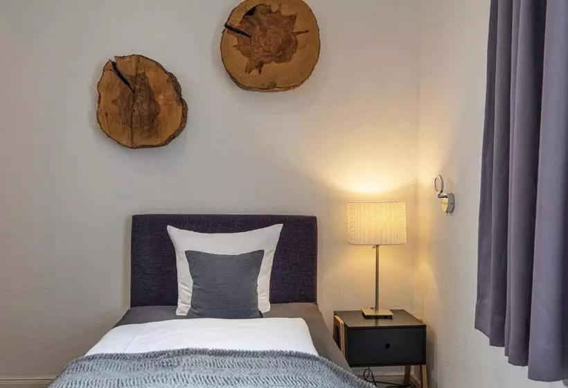 Comfort Single Room