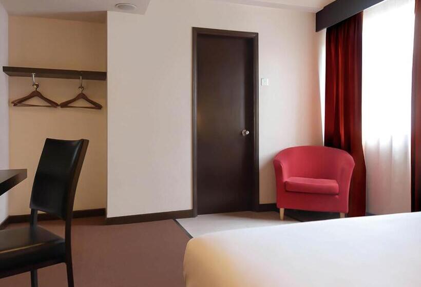 اتاق لوکس با تخت بزرگ, Summer View