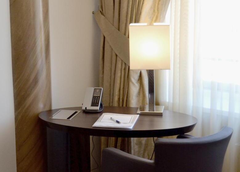 اتاق سوپریور, Vier Jahreszeiten Berlin City