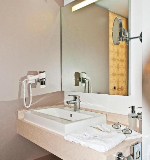 سوییت, Vier Jahreszeiten Berlin City