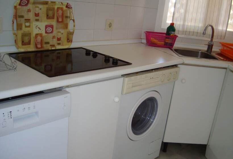 3ベッドルームアパートメント, Islantur Las Américas