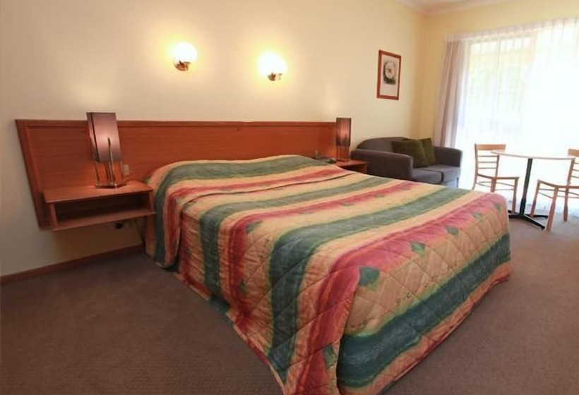 חדק דלוקס עם ג'קוזי, Mansfield Valley Motor Inn