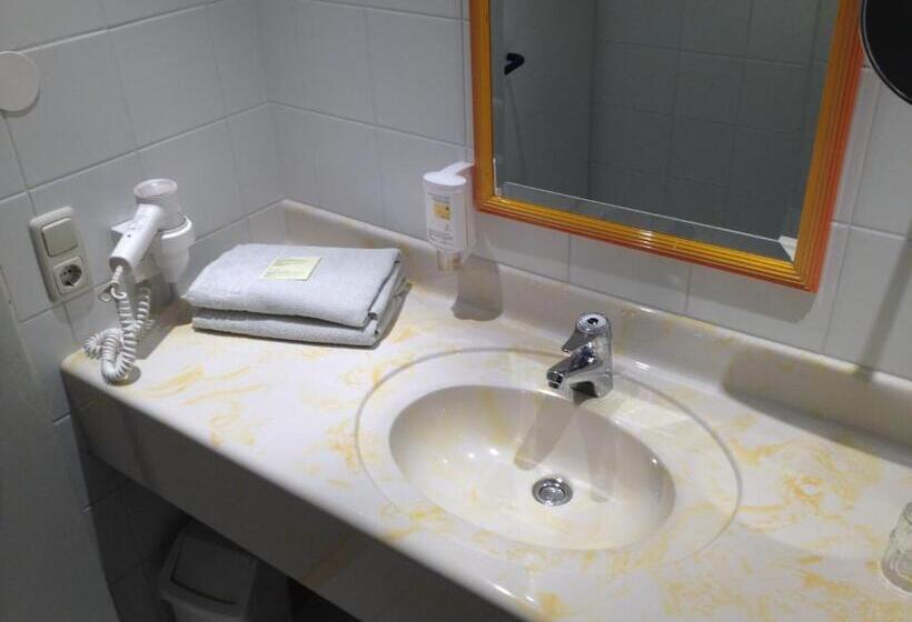 סטודיו משפחתי, Marco Polo Alpina Familien  & Sport