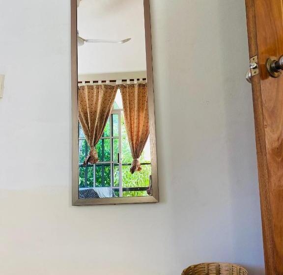 Pokój Standard, Casa Karma