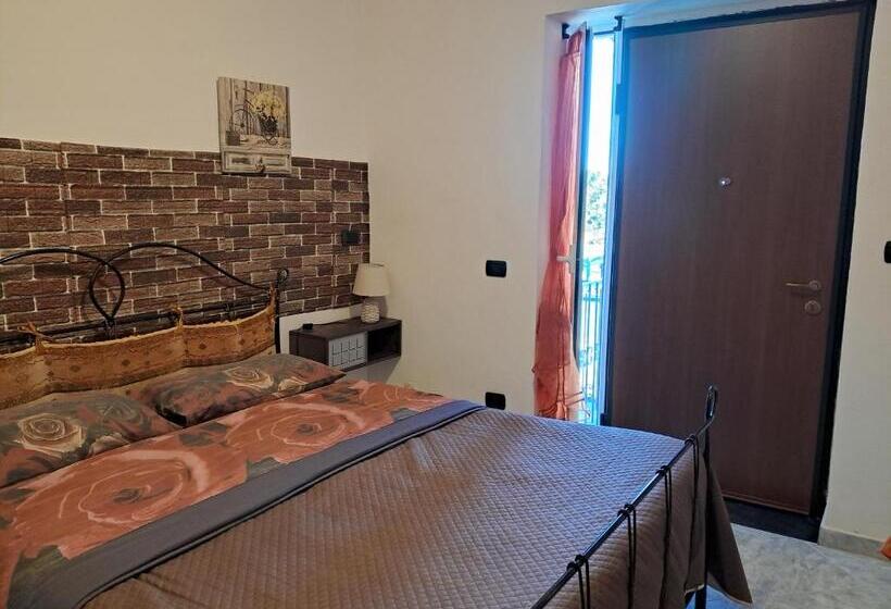 חדר סטנדרט, Camera Dell  Antico Arco Romano