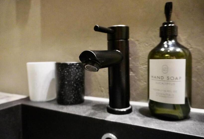 اتاق استاندارد سه تخته با چشمانداز باغ, Jungle Stay In A Hidden Paradise