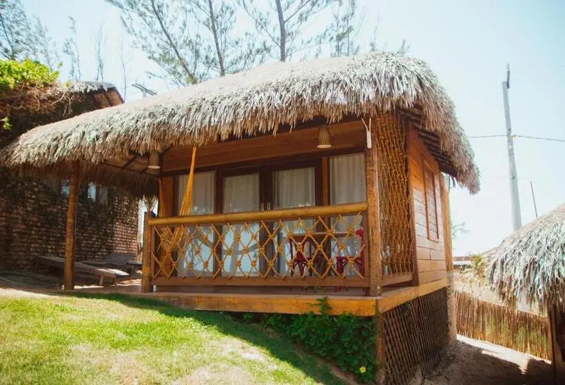 ガーデンビューのスタンダードバンガロー, Collina Beach