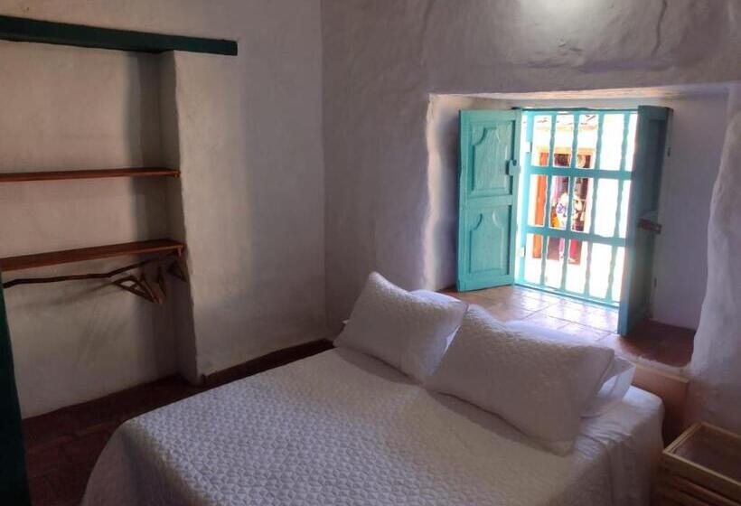 패밀리 룸, Florré Blossom