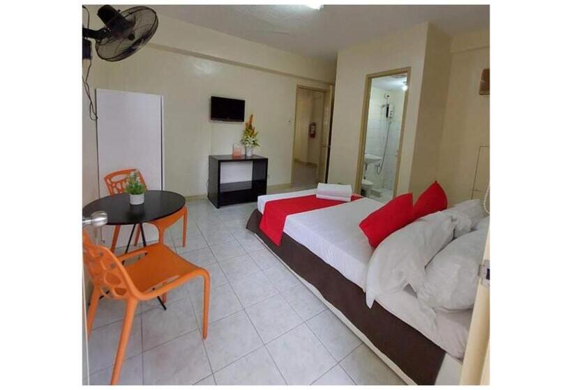 اتاق لوکس, Oyo 840 Orangenest Apartelle