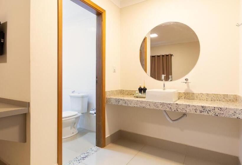 スタンダードトリプルルーム, Villa Nomad