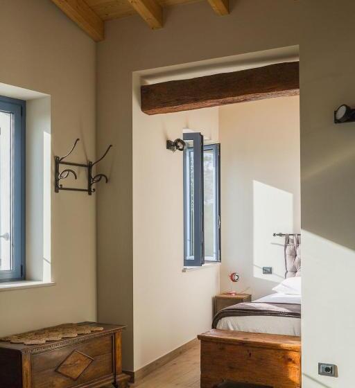 Четырехместный Номер Deluxe, Corte Mira