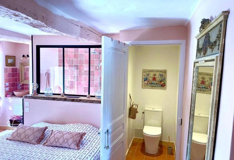 标准间带游泳池, La Bergerie Barbebelle