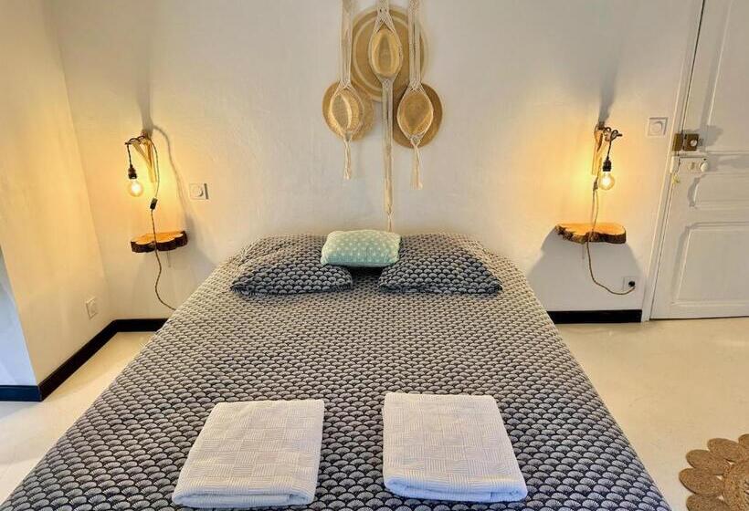 带大床的标准间, La Bergerie Barbebelle