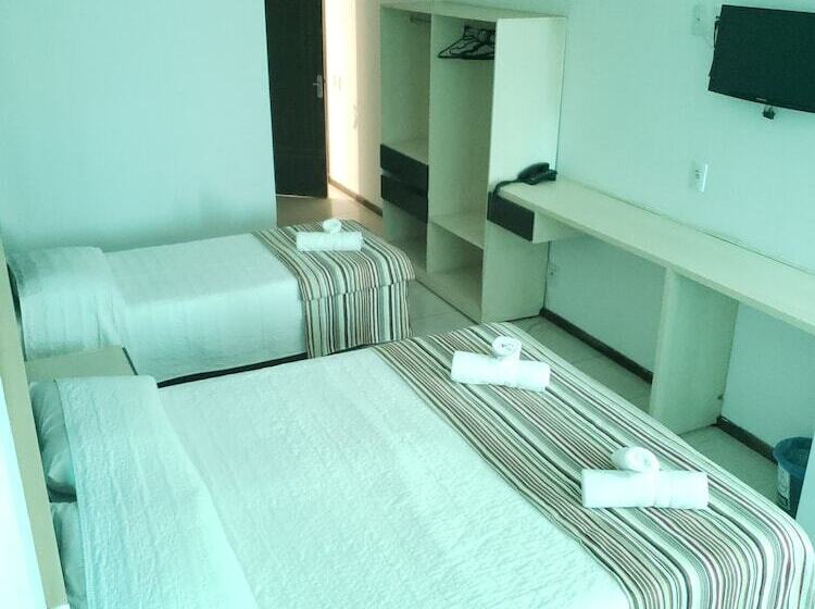 חדר סטנדרט לשלושה, Castelo Branco