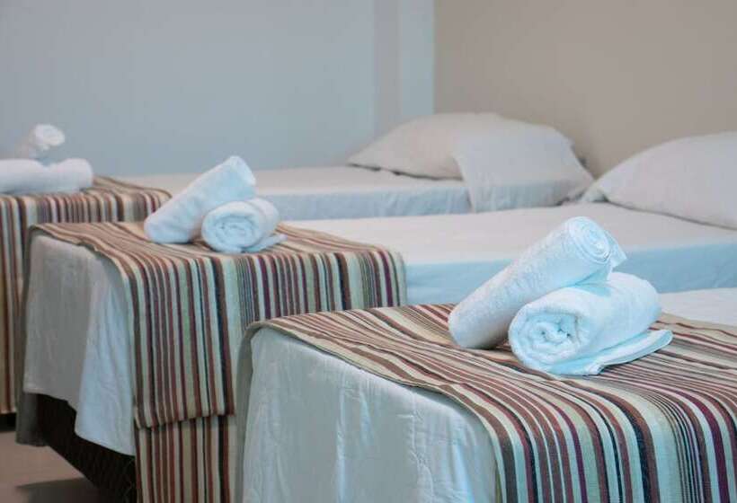 חדר סטנדרט לשלושה, Castelo Branco