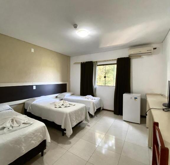 חדר סטנדרט לשלושה, Castelo Branco