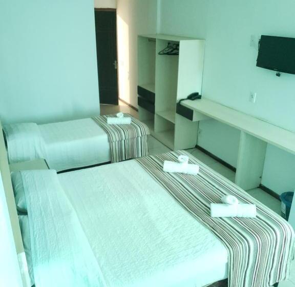 חדר סטנדרט לשלושה, Castelo Branco