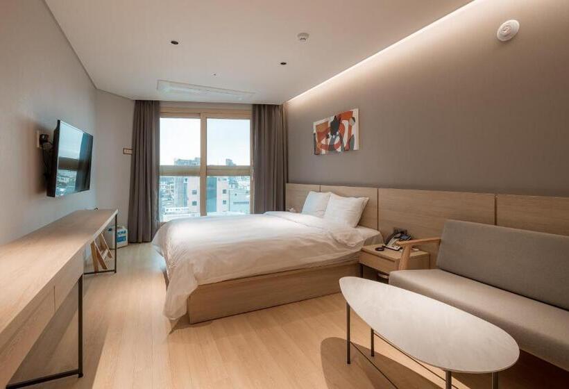 Номер Стандарт, Chestertons Sokcho