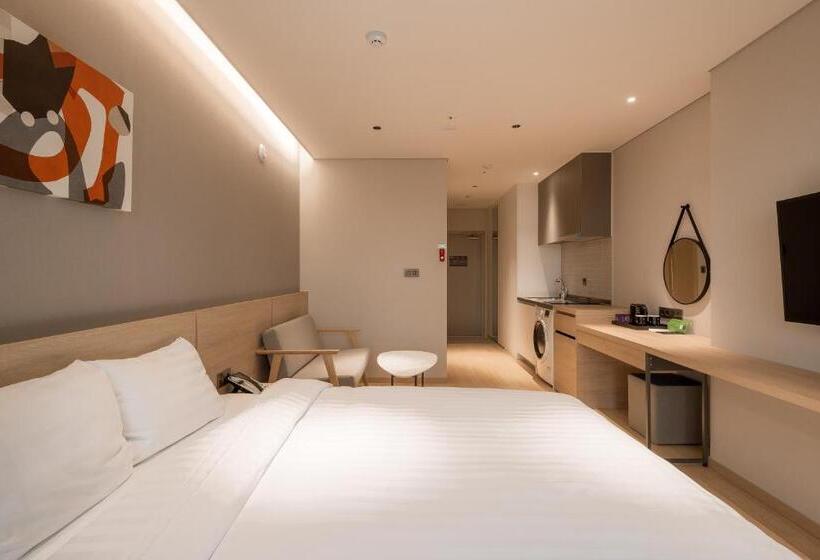 Номер Стандарт, Chestertons Sokcho