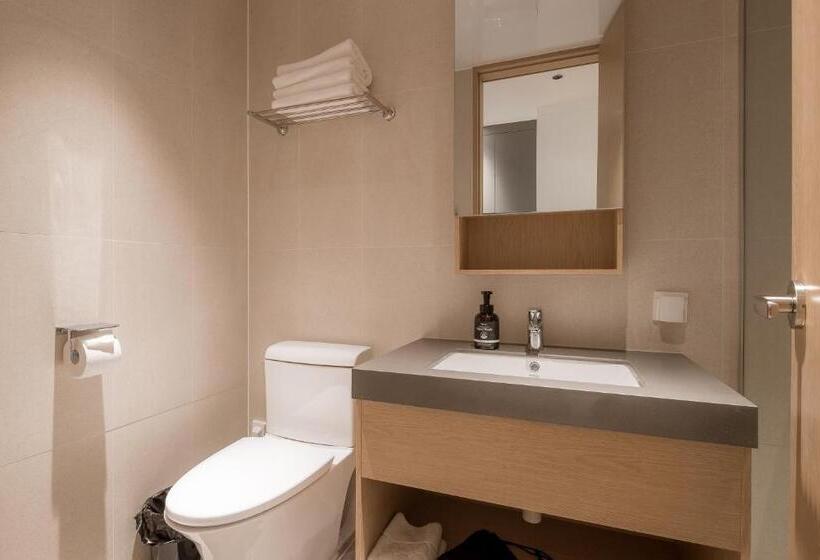 Семейный Номер, Chestertons Sokcho