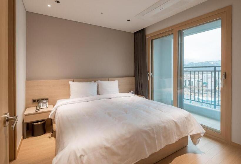 Апартаменты Superior 2 Спальни, Chestertons Sokcho