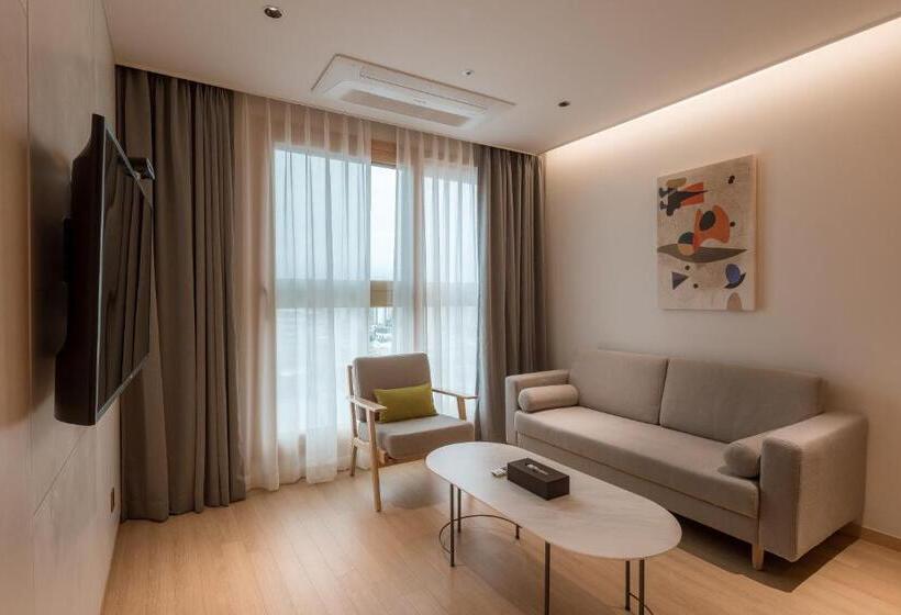 Апартаменты Superior 2 Спальни, Chestertons Sokcho