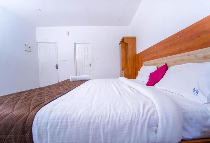 バルコニー付きスタンダードルーム, Munnar Majetsic Resort With Pool By Voye Homes