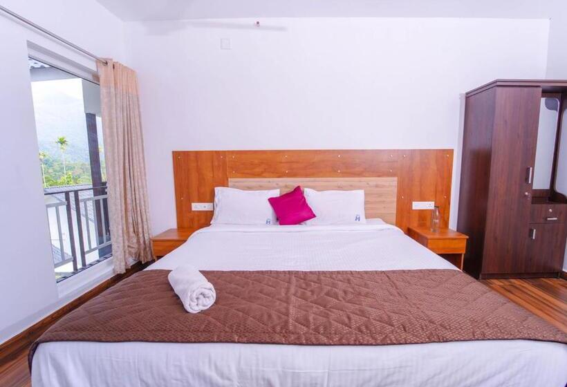 バルコニー付きスタンダードルーム, Munnar Majetsic Resort With Pool By Voye Homes