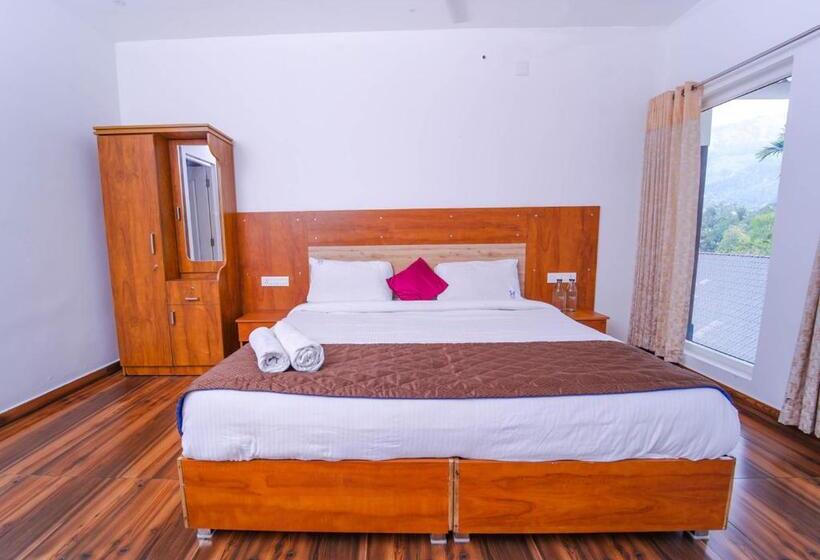 バルコニー付きスタンダードルーム, Munnar Majetsic Resort With Pool By Voye Homes