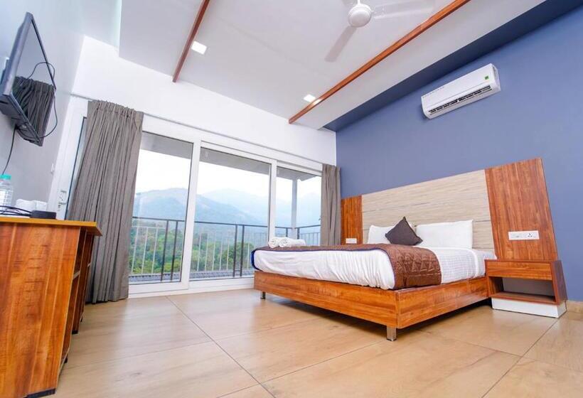 バルコニー付スイート, Munnar Majetsic Resort With Pool By Voye Homes