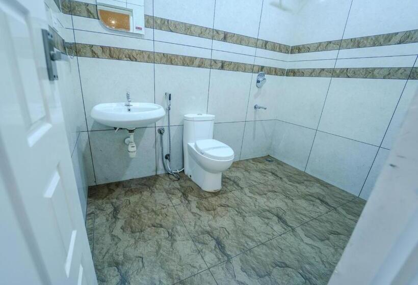 バルコニー付きスタンダードルーム, Munnar Majetsic Resort With Pool By Voye Homes