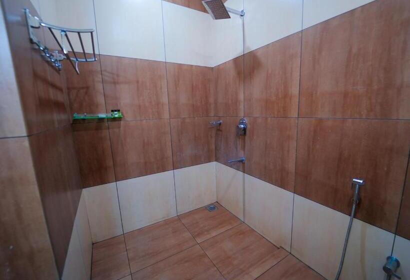 バルコニー付きスタンダードルーム, Munnar Majetsic Resort With Pool By Voye Homes