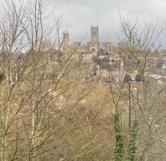 חדר דלוקס נוף לעיר, The Old Lodge Guest House