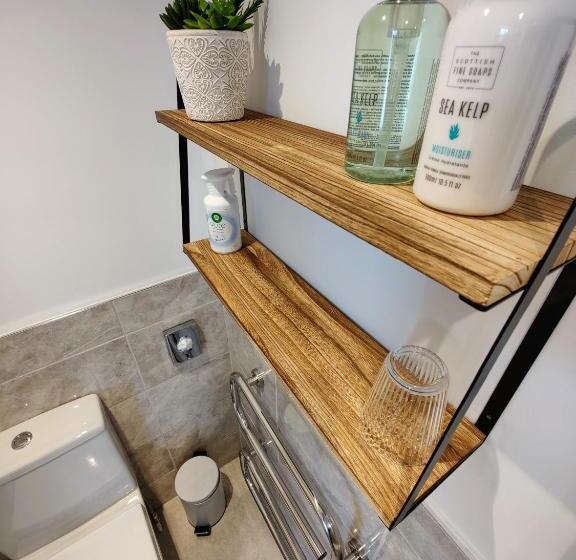 스탠다드 룸 킹사이즈 침대, The Wincheap B&b