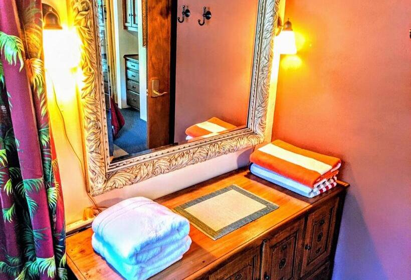 غرفة قياسية سرير كينج, Kehena Mauka Nui Club Lgbtqia+ Clothing Optional