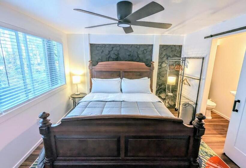 جناح سرير كينج, Kehena Mauka Nui Club Lgbtqia+ Clothing Optional