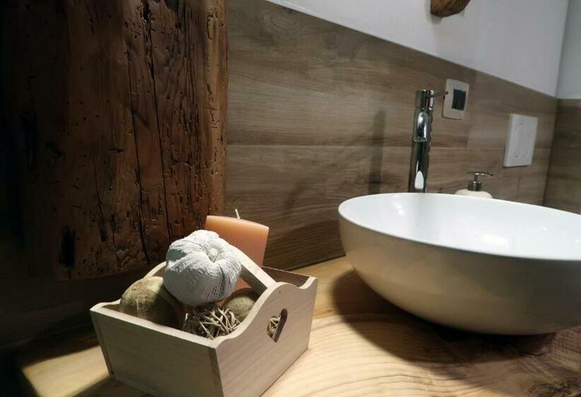 デラックスルーム, Malga Laben